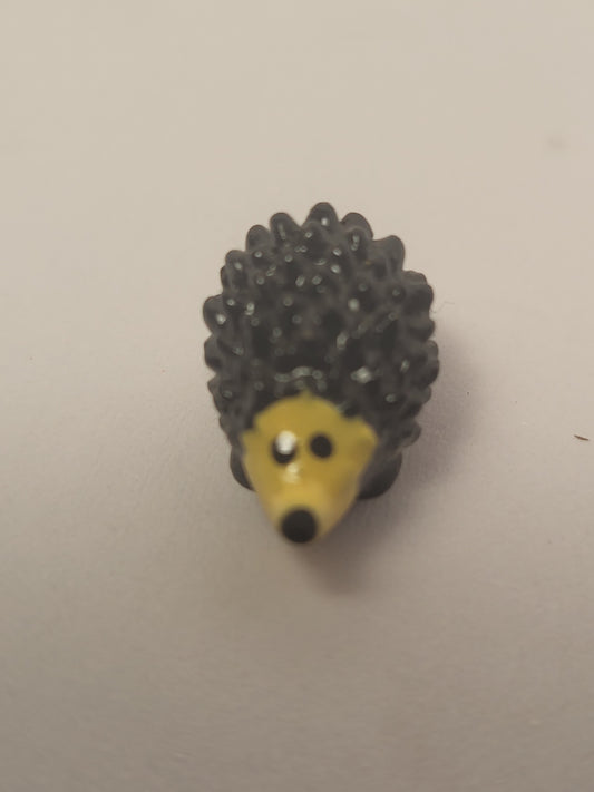 Miniature Woodland Critter & Scenery Set – Hedgehogs, Mushrooms, Tree Stumps, and More