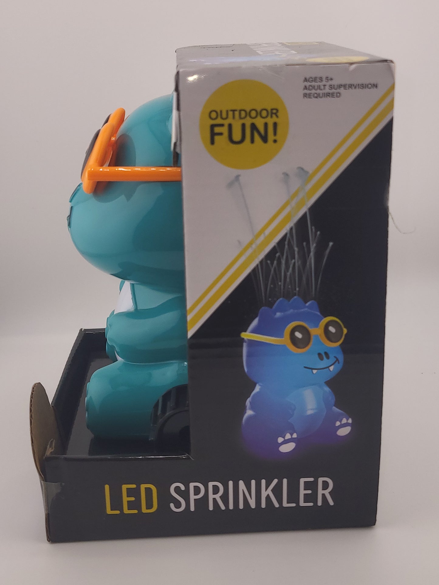 LED Dinosaur Water Sprinkler Toy for Kids β Cute Outdoor Backyard Summer Fun with Light-Up Feature
