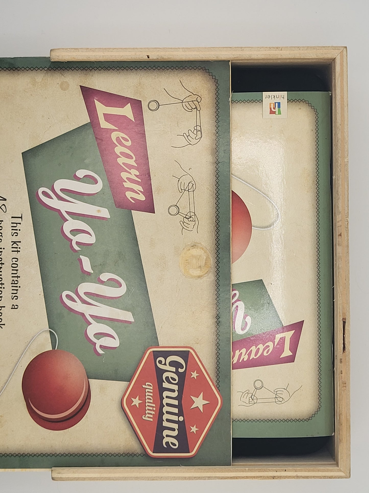 🔥 Vintage Red Metal Yo-Yo Master Kit w/ Retro Trick Book & Wooden Display Box – Rare!