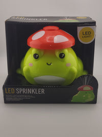 LED Frog Sprinkler – Cute Outdoor Water Toy with Light-Up Mushroom Hat | Kids Summer Backyard Fun