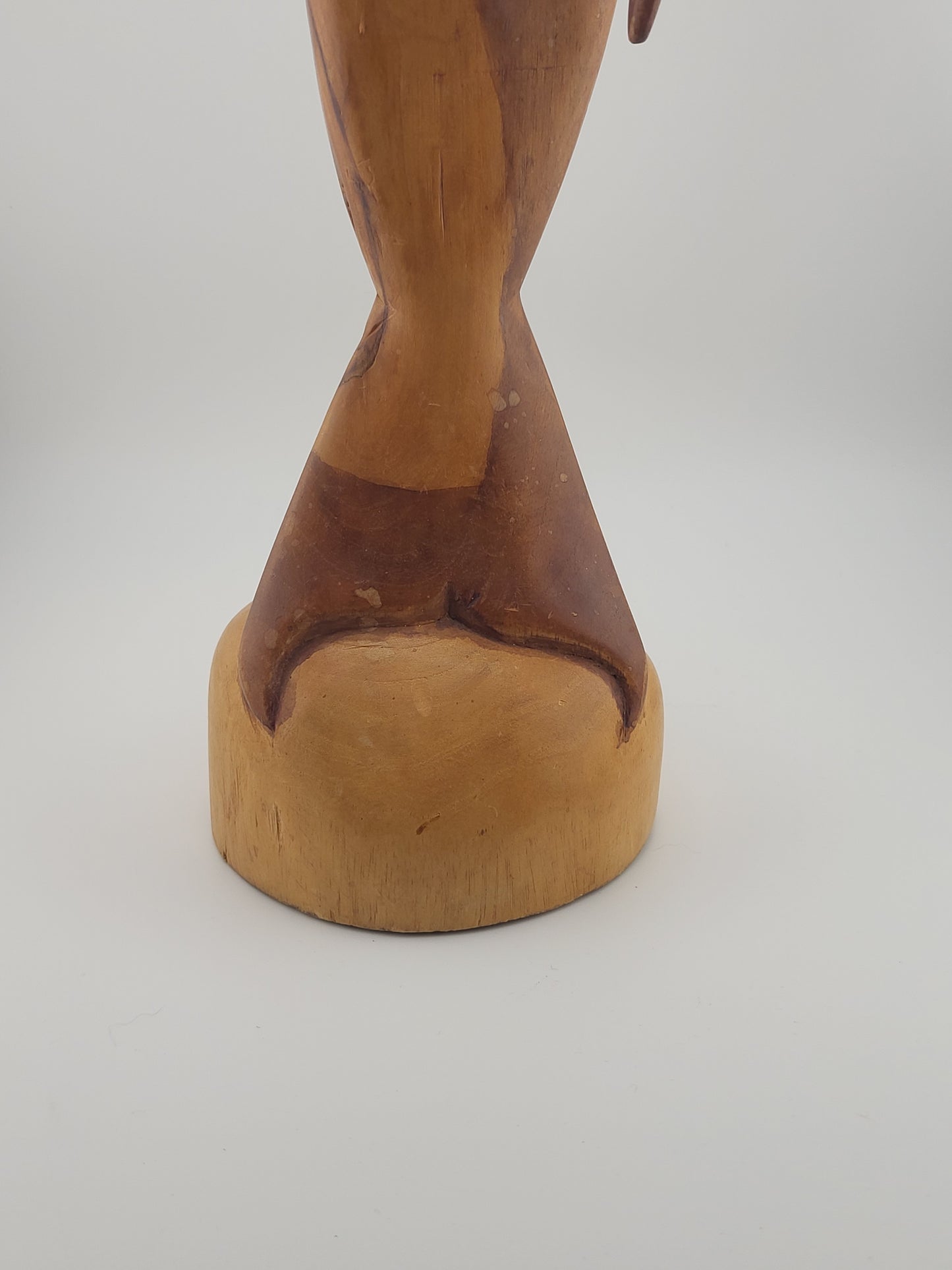 🌊 Hand-Carved Wooden Dolphin Statue – Authentic Jamaican Art Décor