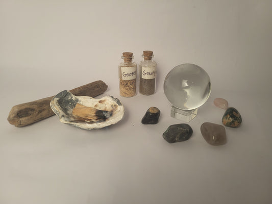 🔮 Mystical Ritual Set – Crystals, Goofer Dust & Graveyard Dirt Bottles