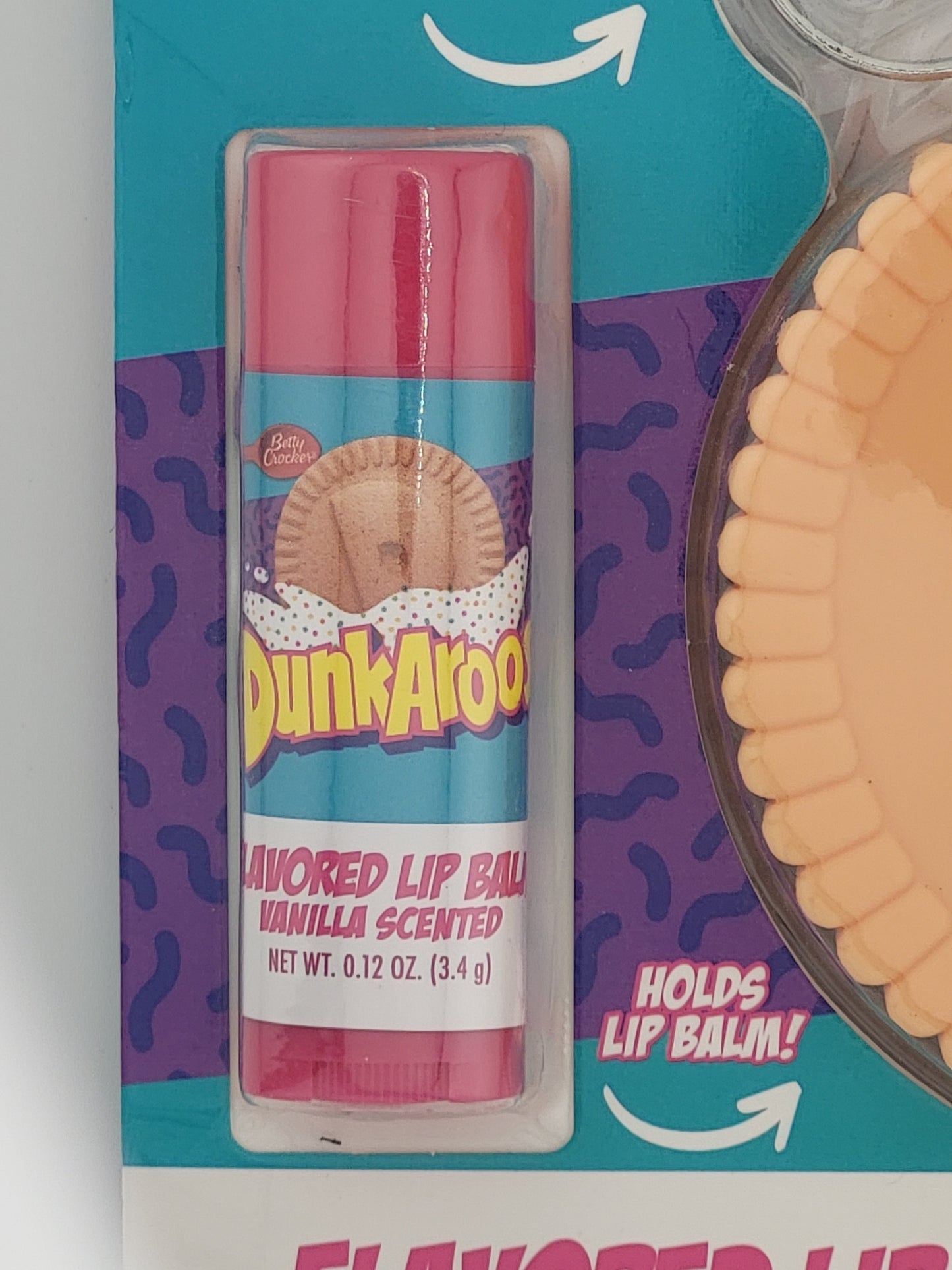 🍪 Betty Crocker Dunkaroos Flavored Lip Balm & Keychain Set – Vanilla Scented | Nostalgic ’90s Snack-Inspired Collectible