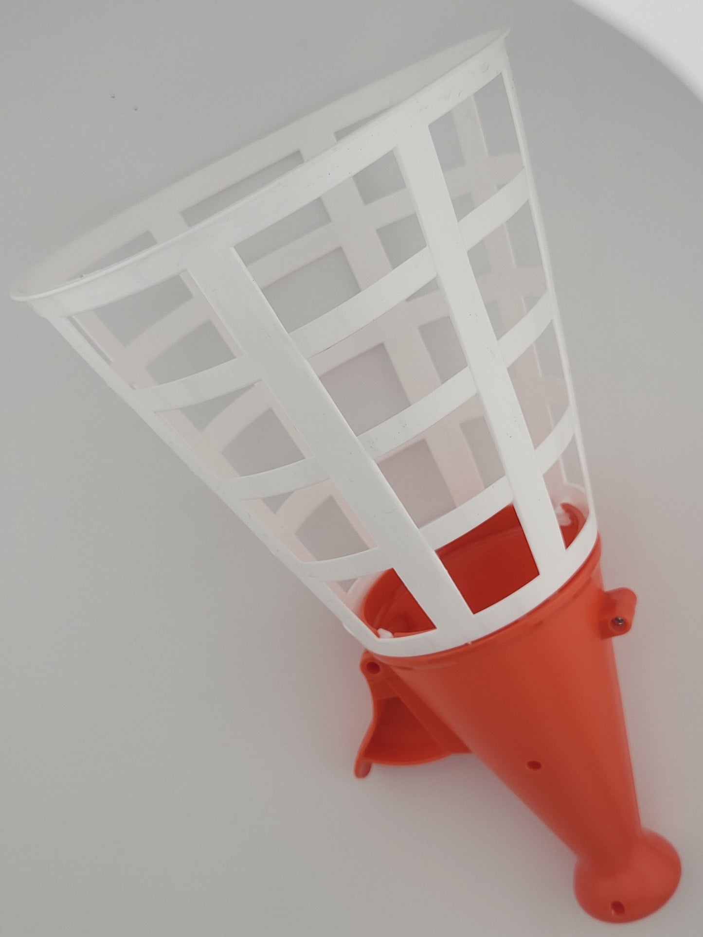 🏐 Catch Ball Toss Game Set – 2 Launchers + 1 Ball | Outdoor Family Fun Toy | Blue & White Baskets w/ Orange Handles