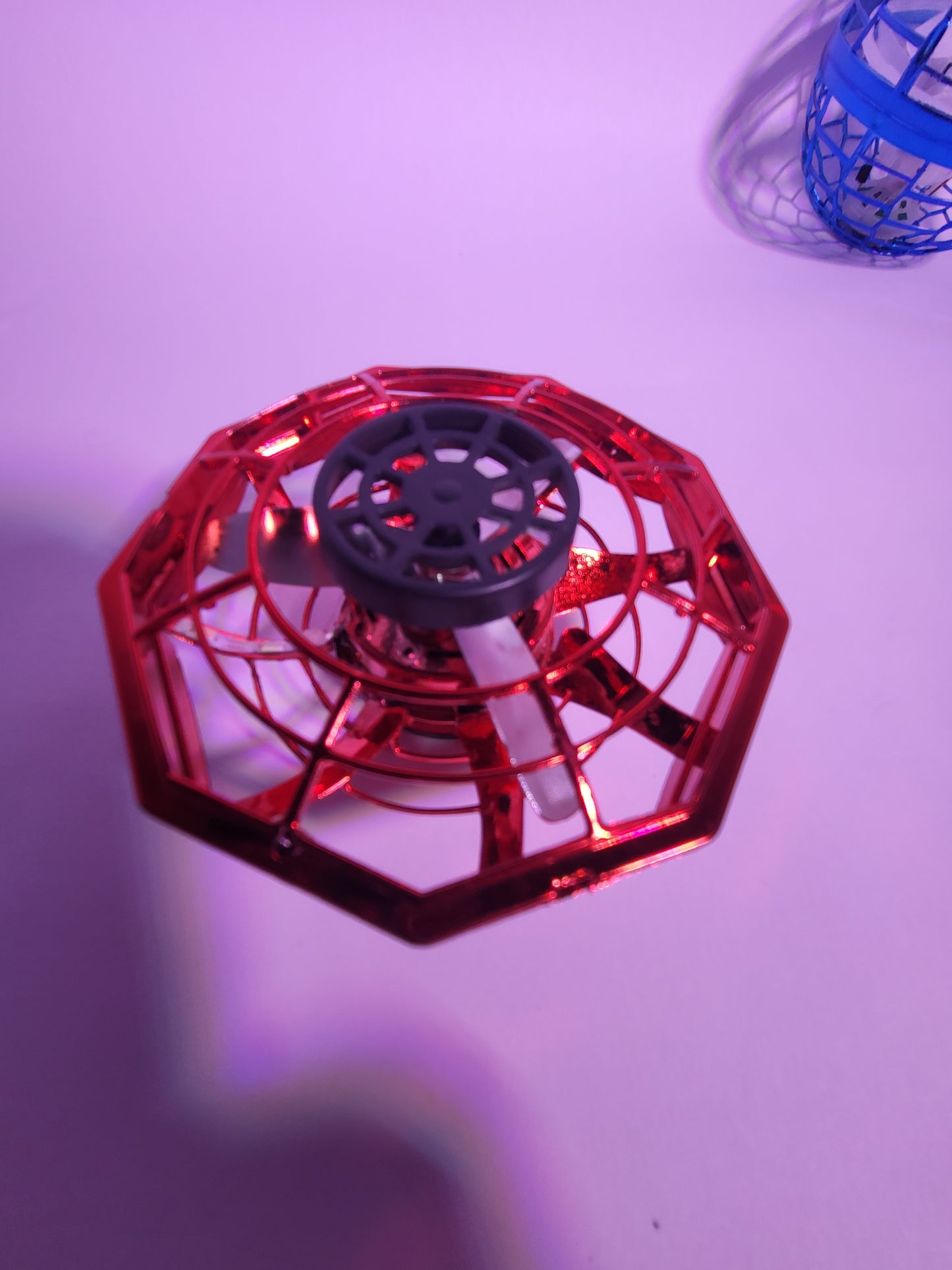 🚀 UFO Hover Drones RECHARABLE – The Ultimate Flying Fun for All Ages! 🛸(Wires included)
