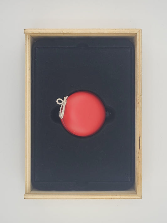 🔥 Vintage Red Metal Yo-Yo Master Kit w/ Retro Trick Book & Wooden Display Box – Rare!